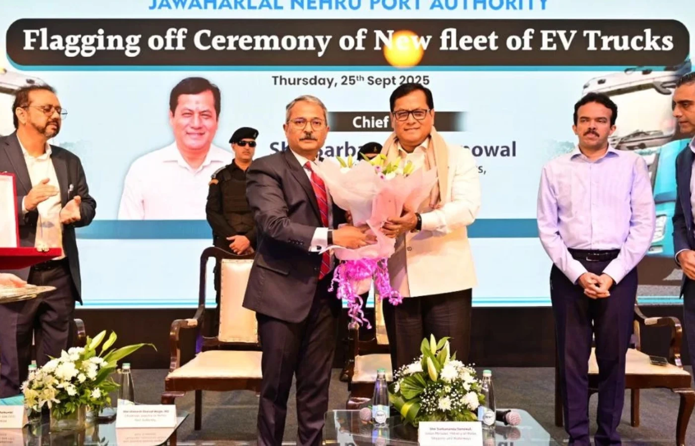 Electric vehicle truck 